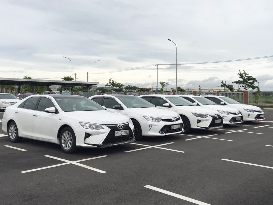 Xe 4 chỗ đi công tác TP.HCM – Giải pháp di chuyển thuận tiện, đúng giờ!