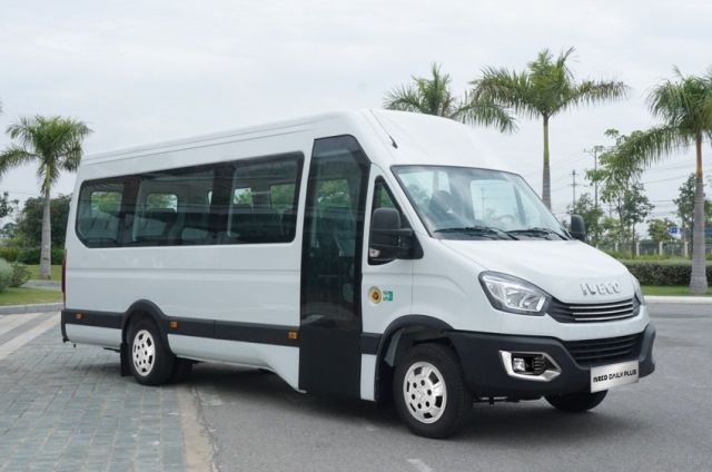Thuê Xe 19 Chỗ Có Ghế Ngả – Trải Nghiệm Hành Trình Thoải Mái Cùng Huy Đạt