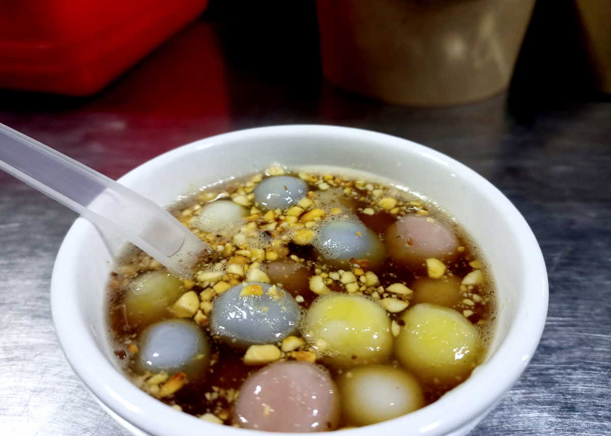 Th dền