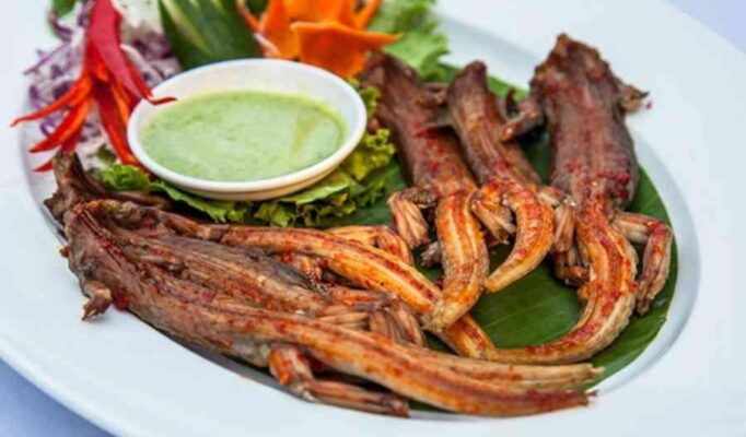 ẩm thực núi bà đen